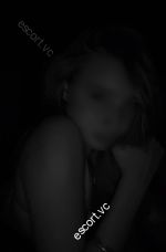 Escort Karoline Photo 5