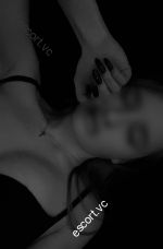 Escort Karoline Photo 3