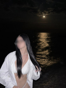 Escort Zlata Photo 9